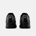 New Balance 740v2 Black Grey Silver Sneaker Hinteransicht