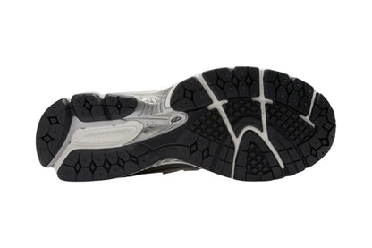 New Balance 1906 Silver Black